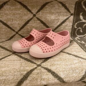 Brand New Native toddler girl size 10k